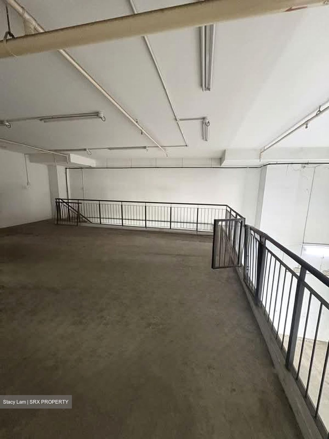 E9 Premium (D27), Factory #534035511